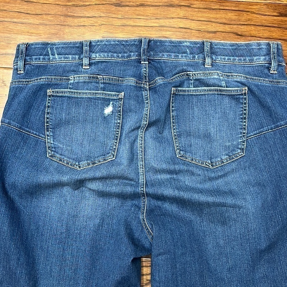 TORRID Bombshell Skinny Premium Stretch High-Rise Destructed Jean - Picture 11 of 11